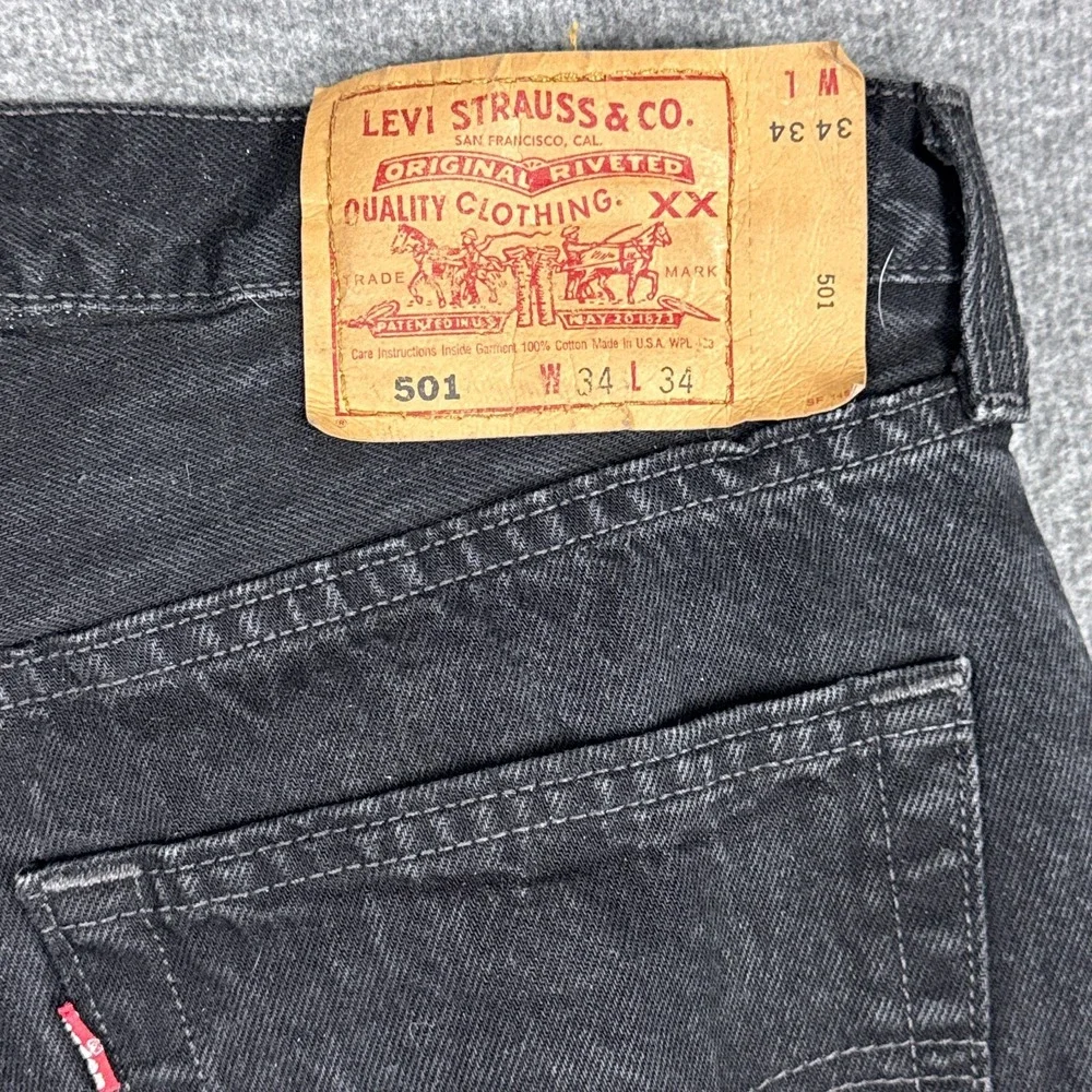 Vintage Levis 501 Jeans Mens 34x34 Black Denim Straight Leg Button Fly USA‎ 90s